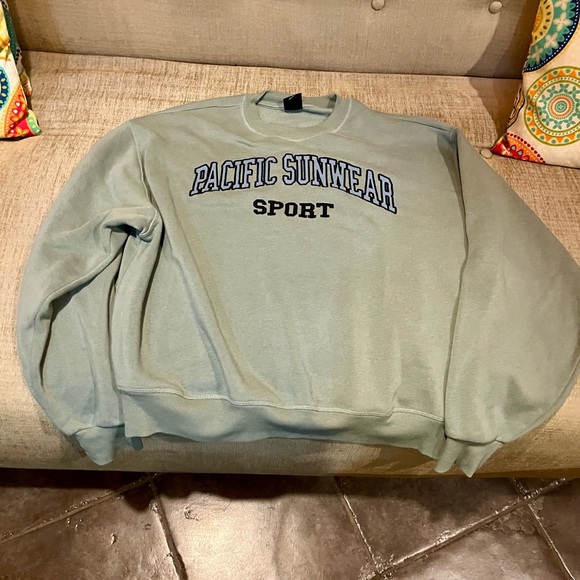 PacSun Other - PacSun Women’s Crewneck Sweatshirt in Light Green. Super soft
